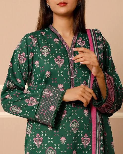 SAYA – 3-Piece Printed Lawn Suit – Emerald Royale
