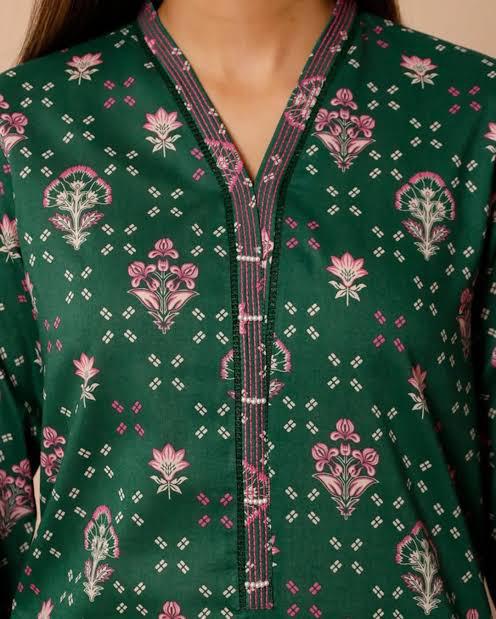 SAYA – 3-Piece Printed Lawn Suit – Emerald Royale
