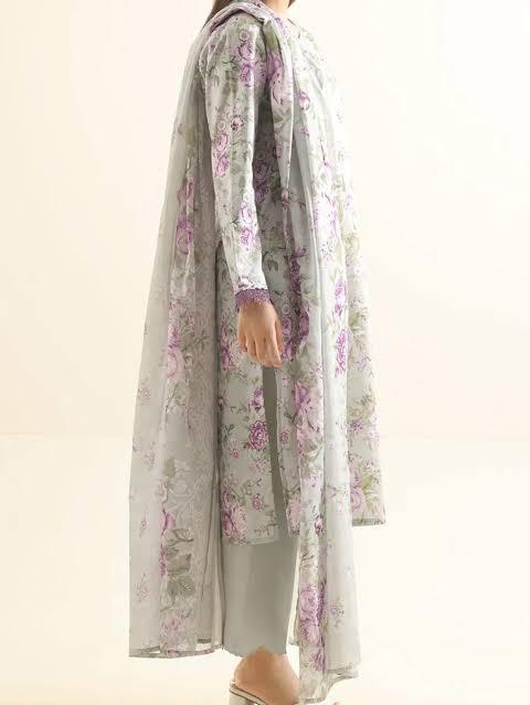 SAYA – 3-Piece Printed Lawn Suite – Lavender Bloom